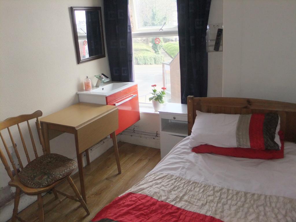 Heavenly Nights Guest House Sheffield Exterior foto